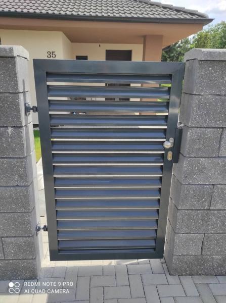 281568342541988290910636719807883034539008n