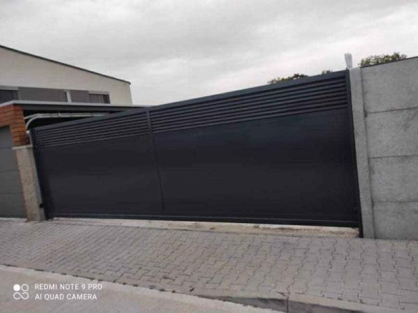 attzVoYpMFtctpNikTQGqXvyWQAcqxm-eA2xdZblLilsvo