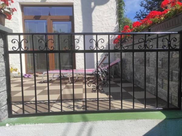 281340615411842077469577821214247285194403n